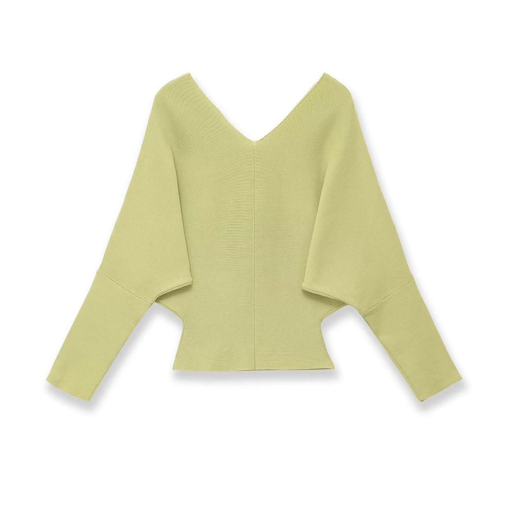Spring 2026 Women's Fashion: European & American Style V-Neck Long Sleeve Knitwear, Solid Color, Simple Design.