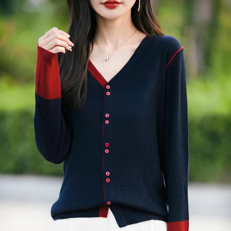 Dámský lehký kardigan z 50% vlny a 50% morušového hedvábí - všestranný úplet na 4 sezóny pro celoroční pohodlí a styl