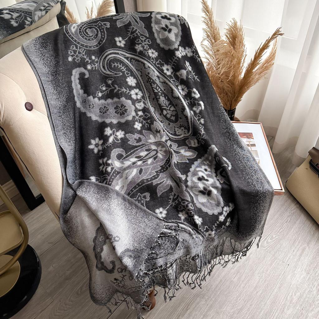 Etnický styl Imitace kašmírové šály Cestování venku s teplou šálou Retro pláštěnka s třásněmi