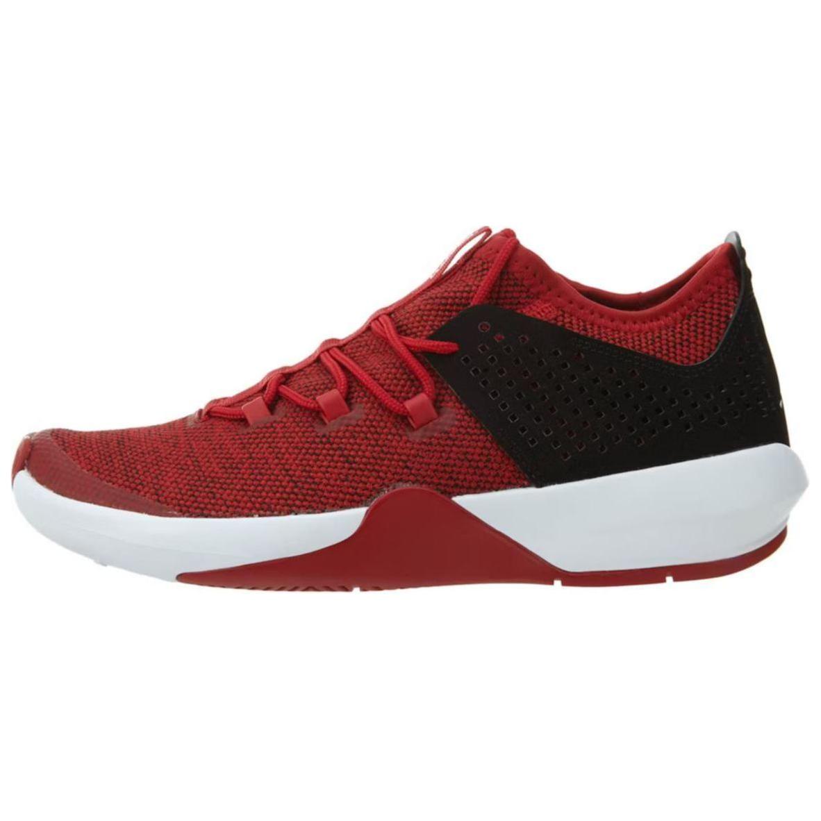 

Air Jordan Jordan Express Gym Red унисекс кроссовки черно-белые 897988-601