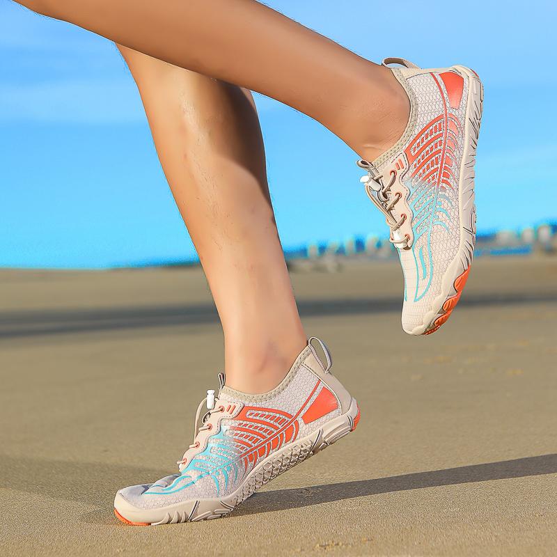 Men Barefoot Water Shoes Quick Drying Beach Wading Sneakers Women Breathable Light Beach Aqua Shoes for Swimming Surfing Sailing