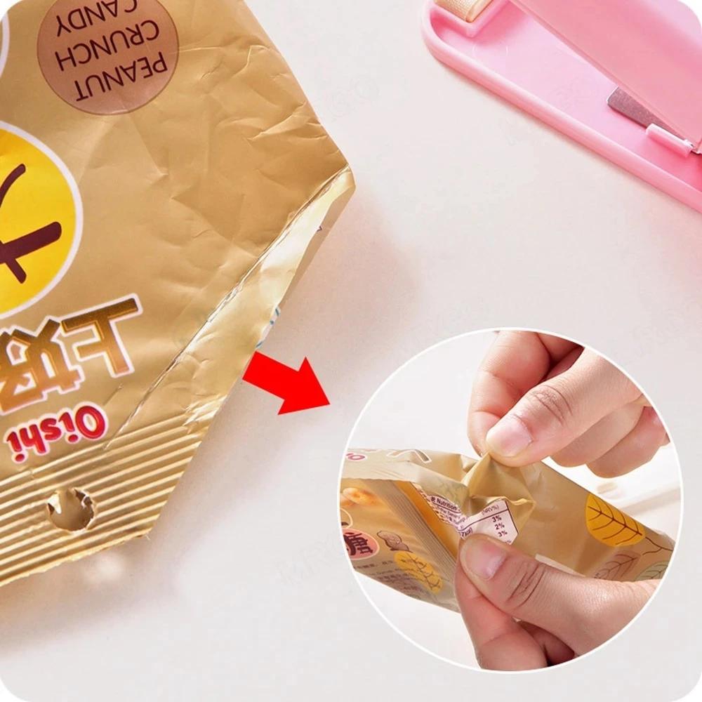 Mini Bag Sealer Machine Portable Plastic Package Bag Clip Sealing Machine Kitchen Gadgets Food Snack Bag Storage Heat Sealer