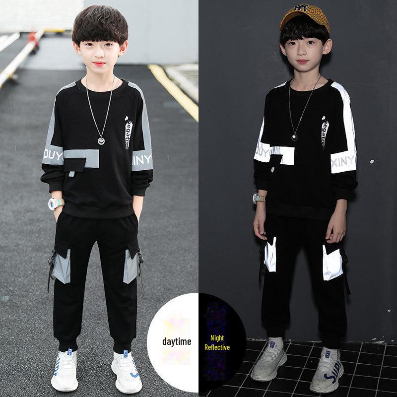 

Новые осенние костюмы-двойки для мальчиков 2024 года — стильные и модные наряды для детей 130 cm чёрный