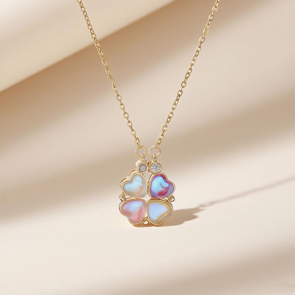 Heart-to-Heart Openable Four-Leaf Clover Necklace - High-End Light Luxury Clavicle Chain