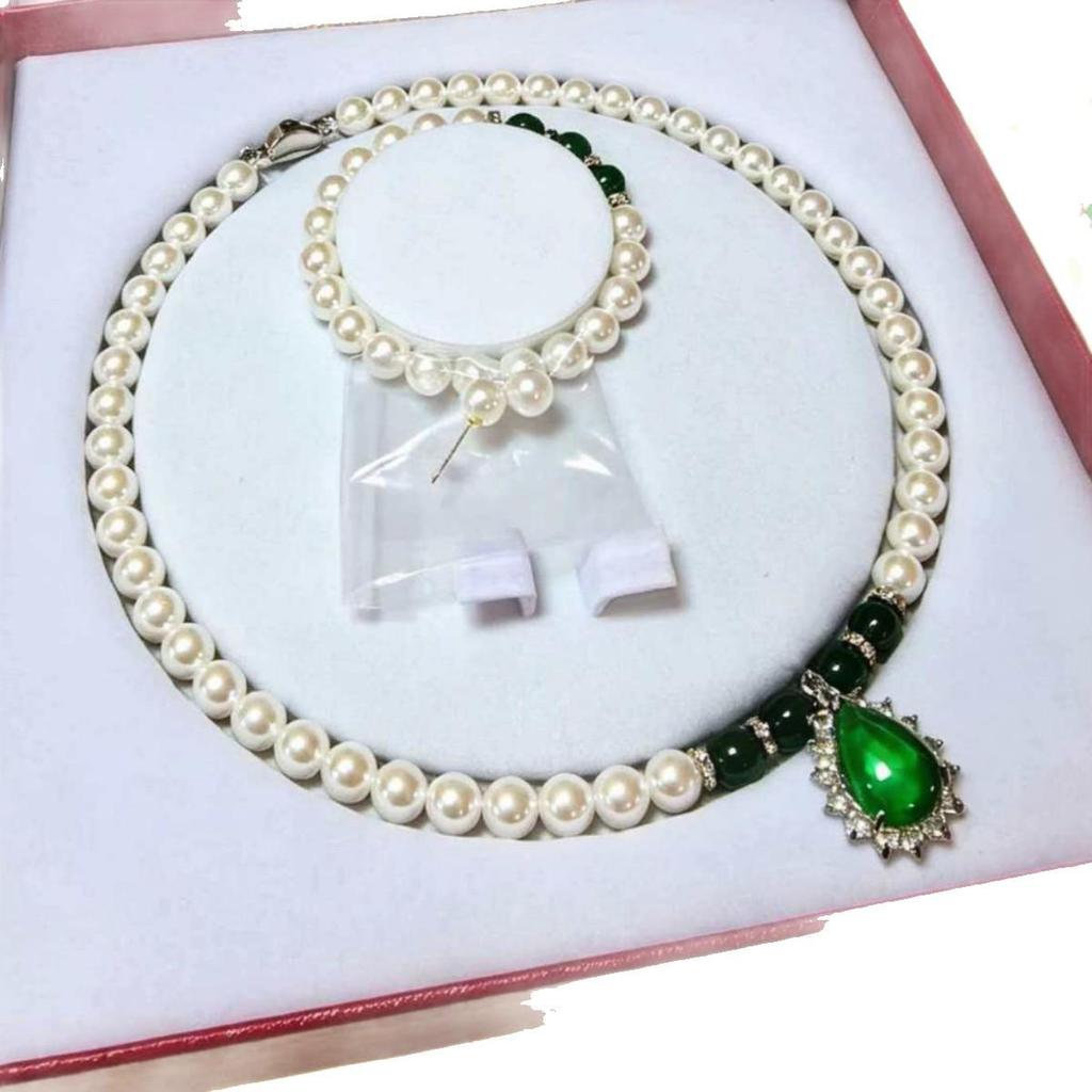 Elegant Classic Mother of Pearl Necklace with Water Drop Pendant - A Thoughtful Mother's Day Gift for Mom