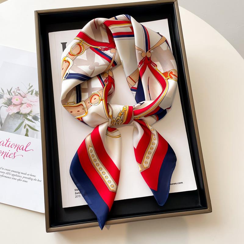 

Роскошный квадратный шелковый шарф из твила для женщин, дизайнерские палантины, хиджабы, красочные принты, женская повязка на голову, шаль, бандана, новинка 2025 года, платок One Size