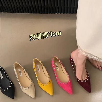 Pointed Inner Height Increase Rivet Single Shoes Women's 2025 Spring and Summer New Shallow Mouth Soft Sole Red Wedding Shoes Banquet Ladyshoes