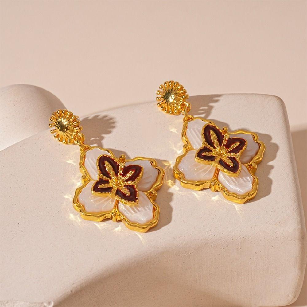 Luxury Flower Drop Earrings Lucky Metal Ear Drop Fashion Vintage Dangle Earrings Women