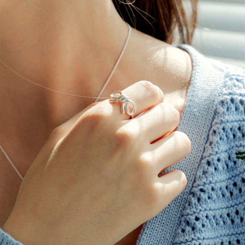 murmur [925silver]Volume ribbon tie ring