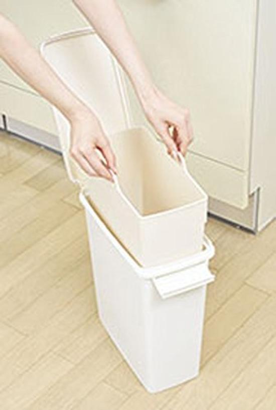 Shinki Syntetický Odpadkový koš Tombow Střední Kbelík 14 Šířka 17 x Hloubka 34 x Výška 38 Obsahuje Vyrobeno v Japonsku Plechovka, Deodorizační, Antibakteriální, Balení, Zámek,