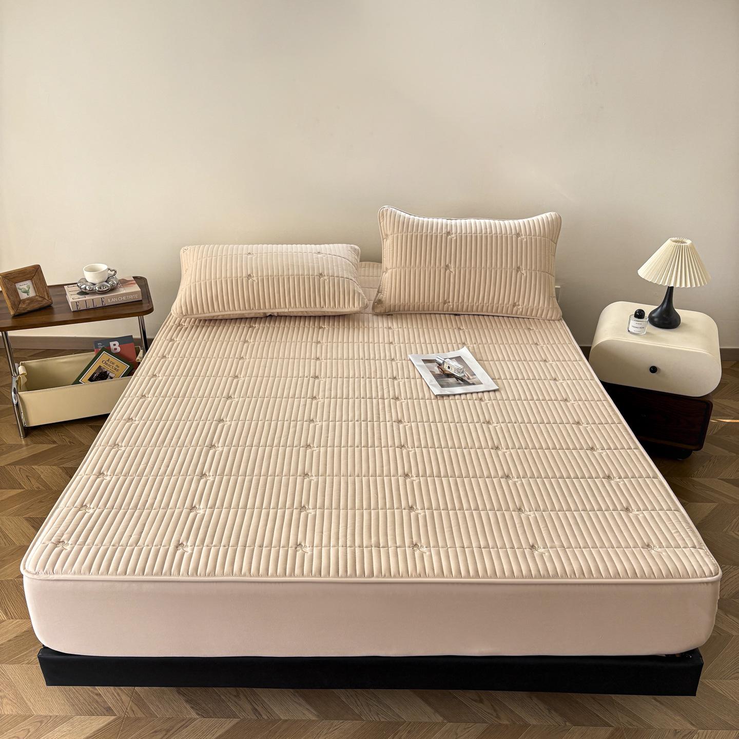 2026 Cotton Four-Leaf Clover Quilted Bed Skirt & Mattress Protector 150x200cm