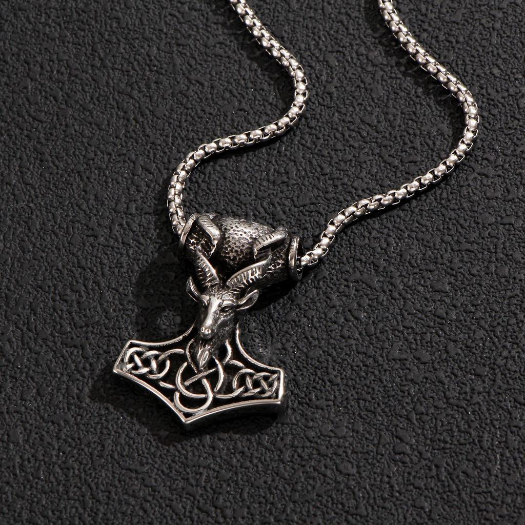 Men's Distressed Hammer Pendant Necklace with Stainless Steel Sheep Head and Rope Pattern, Long Box Chain