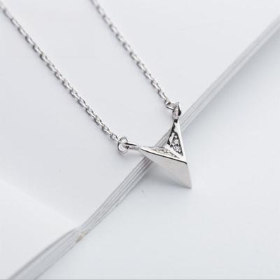 Korean Geometric Triangle Pendant Clavicle Chain Simple Triangle Necklace Women