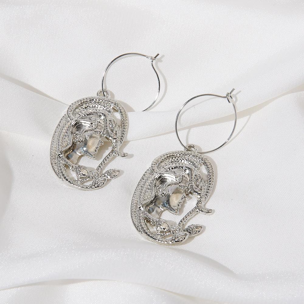 Trendy Personality Exaggerated Snake Earrings Light Luxury Niche Earrings