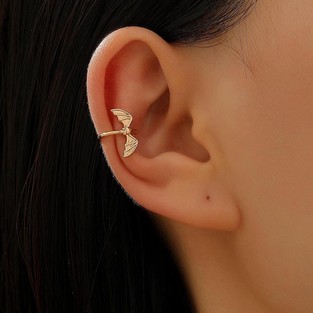 Retro Gothic Skull & Spider Ear Bone Clip - No Piercing Needed