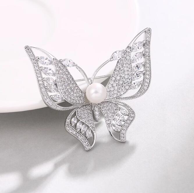 Fashion Delicate Rhinestone Butterfly Brooches for Women Clothing Coat Jewelry Accessories Gifts