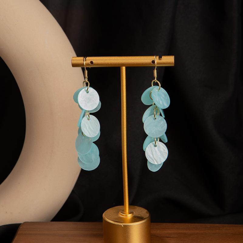 Flower Temperament Fringed Earrings Round Shell Fringed Leisure Vacation Style Earrings Atmospheric Light Luxury High-End Earrings