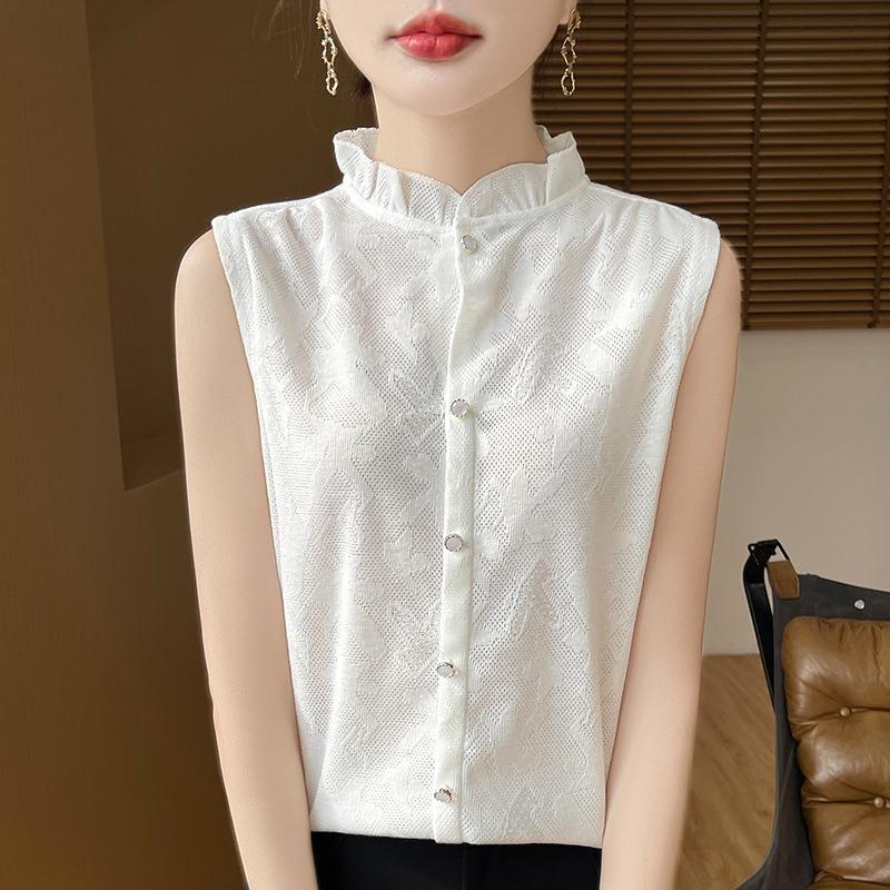 Women's Spring and Autumn New Retro Style Half-high Round Neck Wooden Ear Edge Jacquard Hollow Loose Sleeveless Vests