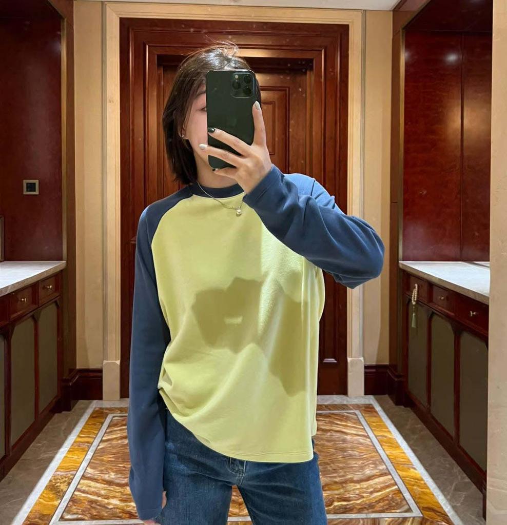 Color-Block Round Neck Long-Sleeved T-Shirt: Unique fabric, soft, durable, and comfortable!