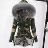 Manteau d'hiver en duvet pour femme Yousheng, doublure en polaire imitation fourrure, fermeture éclair et boutons-pression, coupe-vent, longueur moyenne, imprimé camouflage, coupe ajustée, vêtement d'extérieur