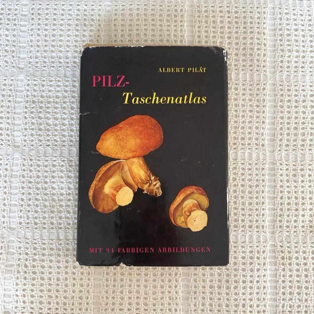 [USED] 1972 Czech Mushroom Encyclopedia, Foreign Book, Antique Book