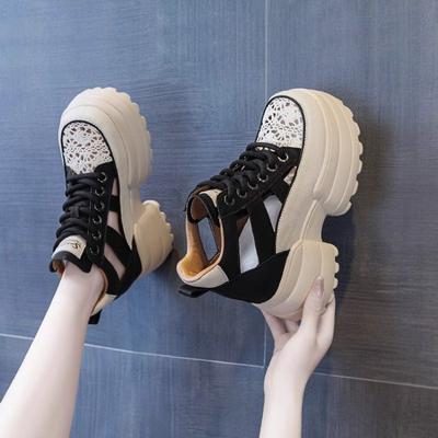 Fashion Trendy and Comfortable Women's Shoes 2024 Summer New Mesh Hollow Breathable Thick Sole Anti Slip Women's Sandals Zapatos Mujer