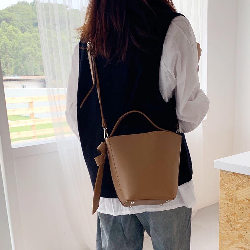 2025 Autumn/Winter Korean Style Large Capacity Solid Color Mother-Child PU Crossbody Bucket Bag for Women