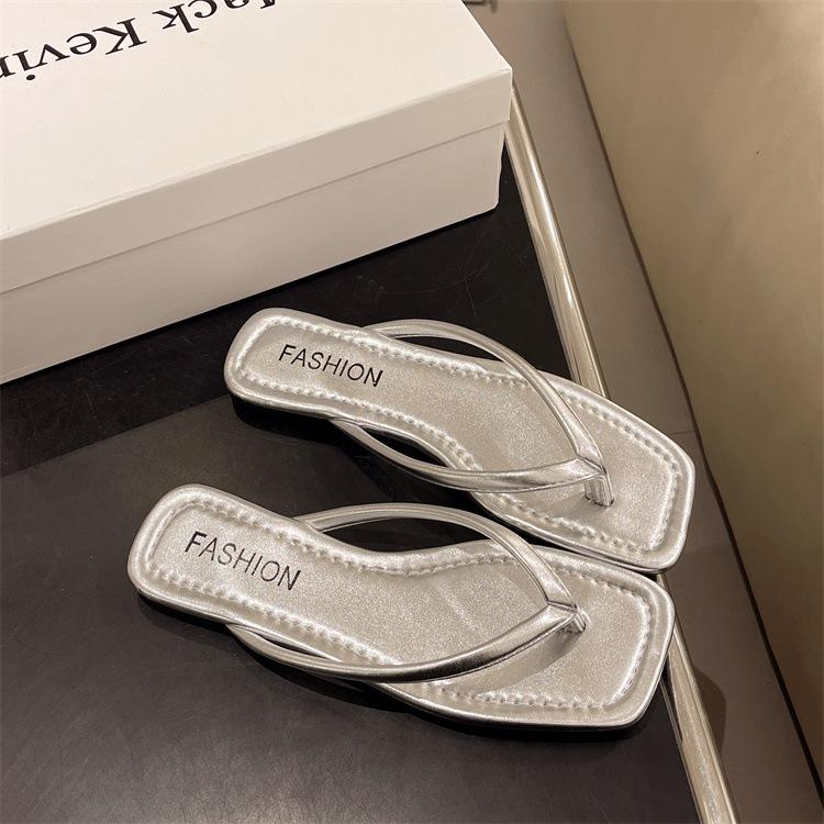 

Шлепанцы на плоской подошве женские туфли лето новый нишевый ретро универсальный верх носок пляжные сандалии 35