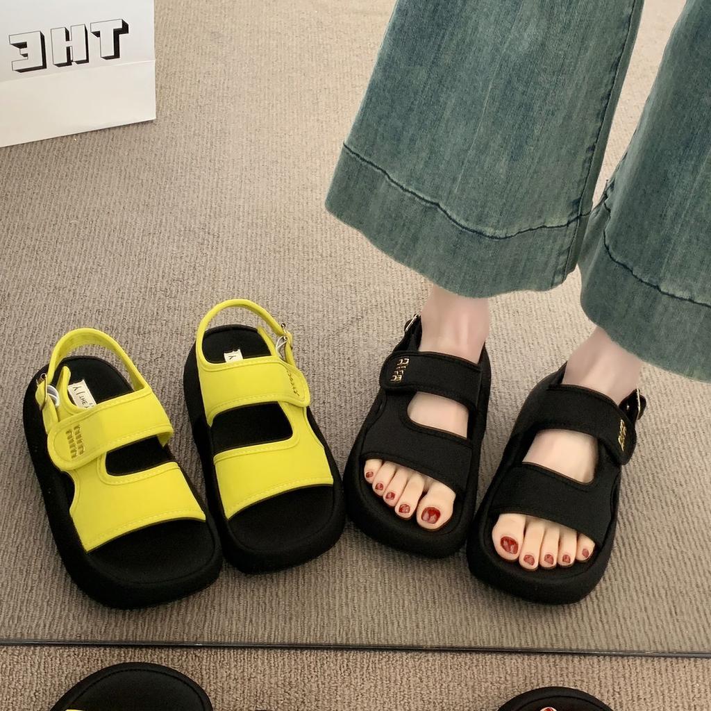 Sandals Women's New Summer Fashion Commuting Versatile Small Man Height Increase Platform Casual Beach Shoes