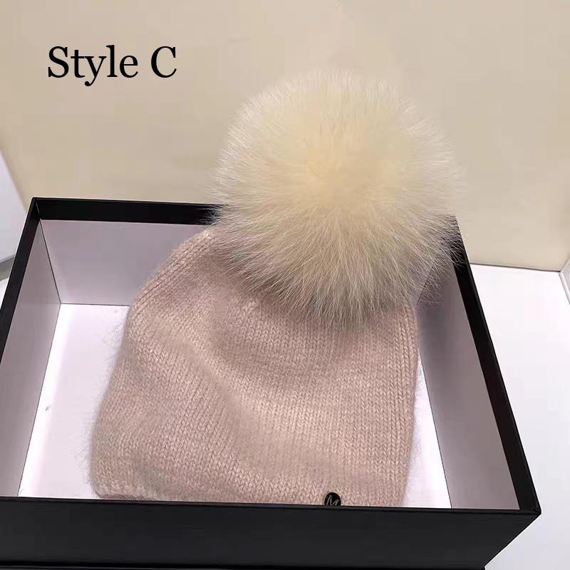 New In Hat Real Fox Fur Pom Poms Hat Women Outdoor Warm Skullies Beanie Winter Hat For Women Rabbit Knitted Thick Cap Christmas