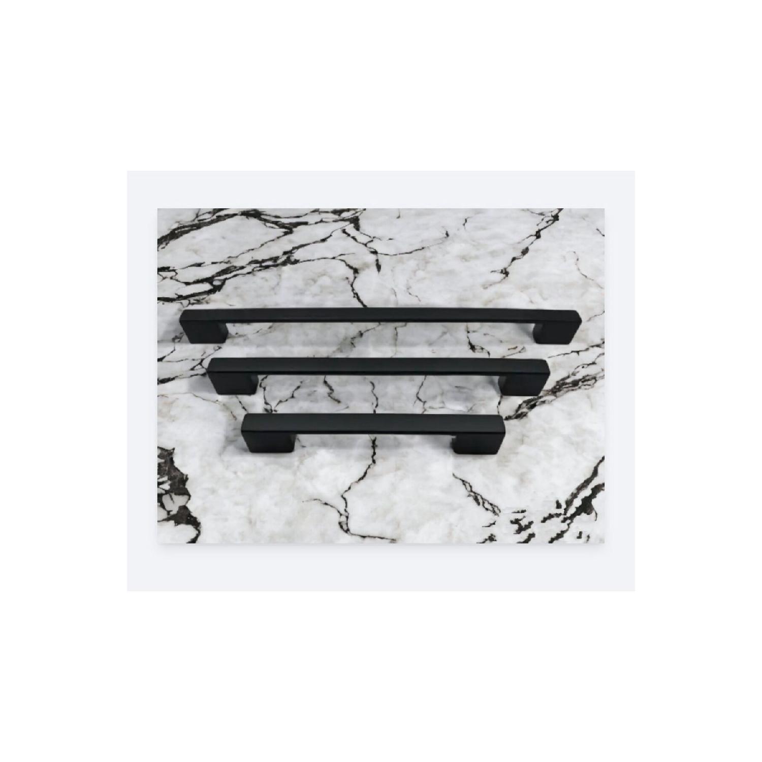 

Металлический мост Trs, матовый черный, ручка для гардероба, мебельный ящик, 96 мм