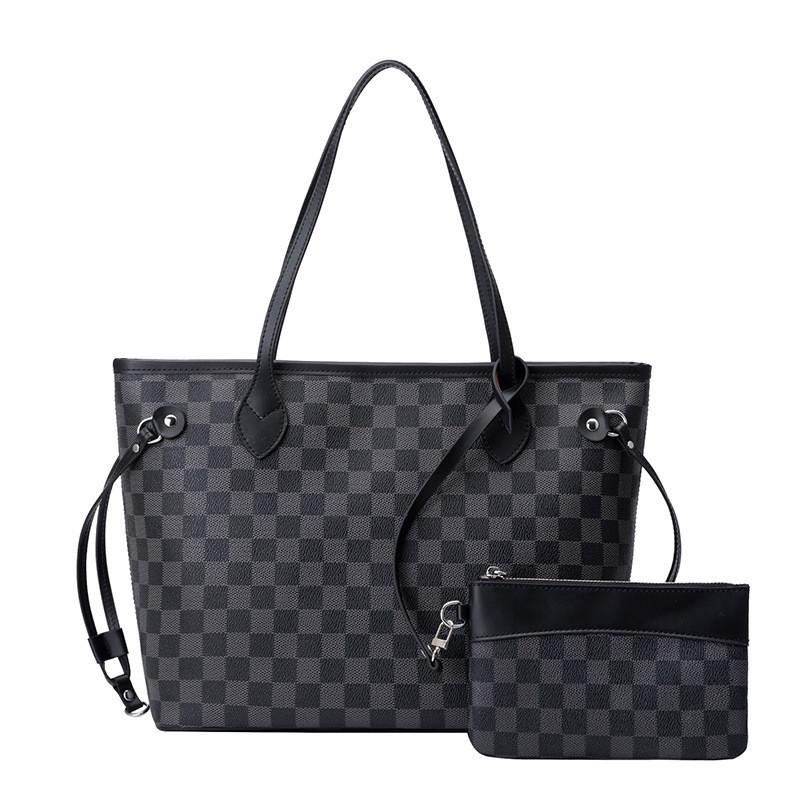 

New Large Capacity Retro Fashion Tote Shoulder Bag For Women In Black Stylish Design