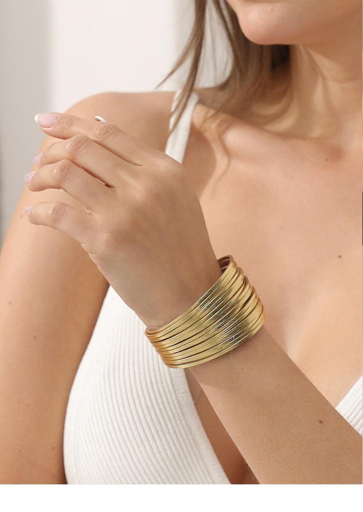 Mixed Color Multilayer Women Bracelet Handmade Leather Bracelet for Women Magnet Buckle Wide Bracelet Fashiion Jewelry