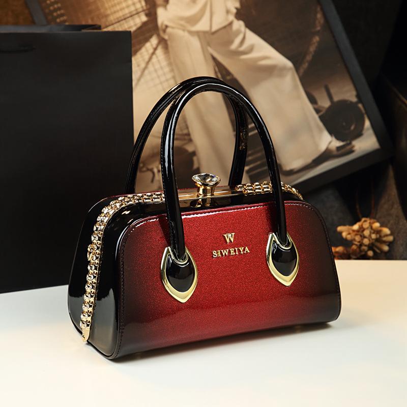 

Patent Leather Mom s Handbag: Fashionable Genuine Leather Crossbody Shoulder Bag