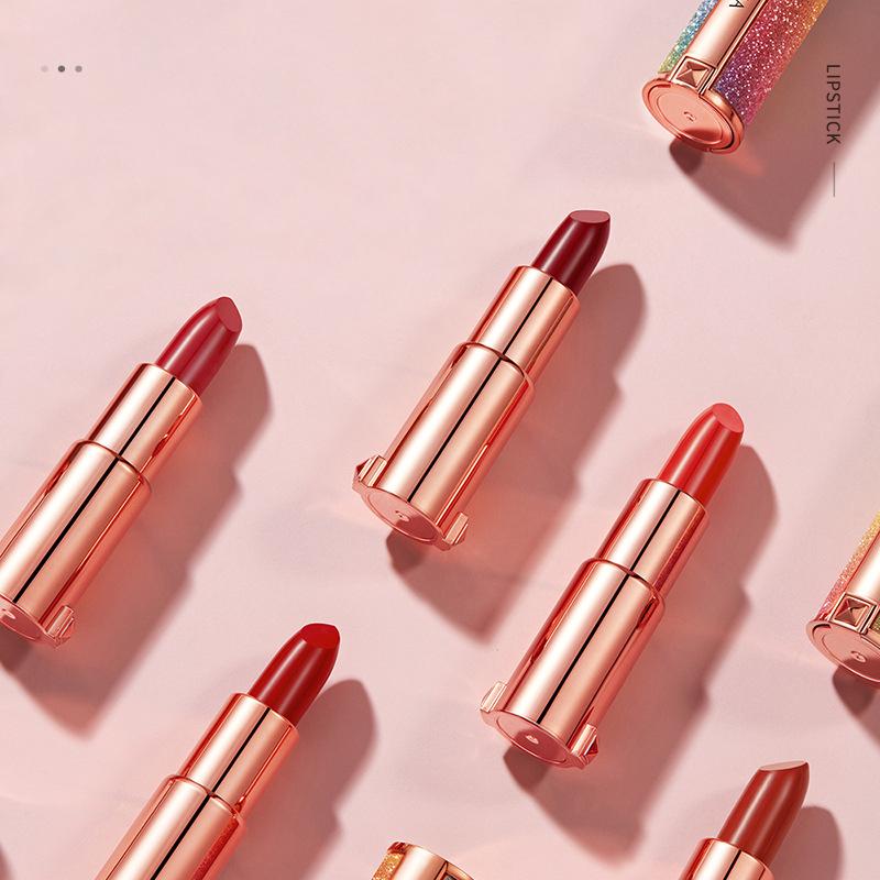 Bright Starry Charm Lipstick Not Easy To Dip In The Cup Not Easy To Fade Care for Lips Lipstick