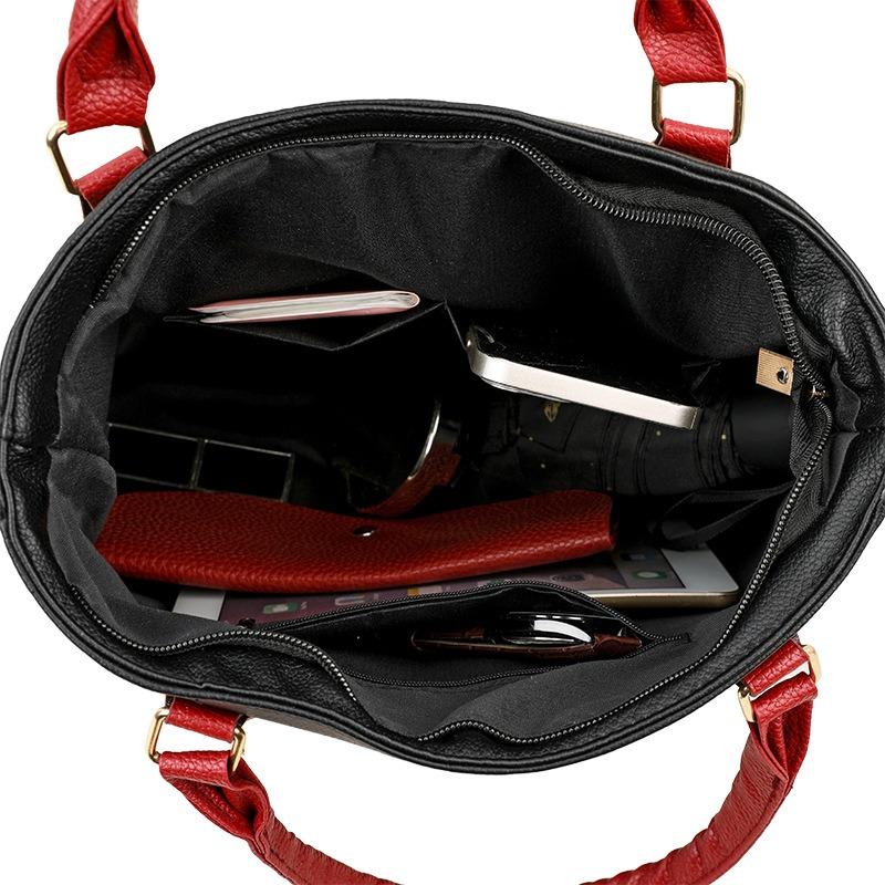 In the New Handbag, Mother, Women's Bag, Embossed Large-capacity Shoulder Handbag.