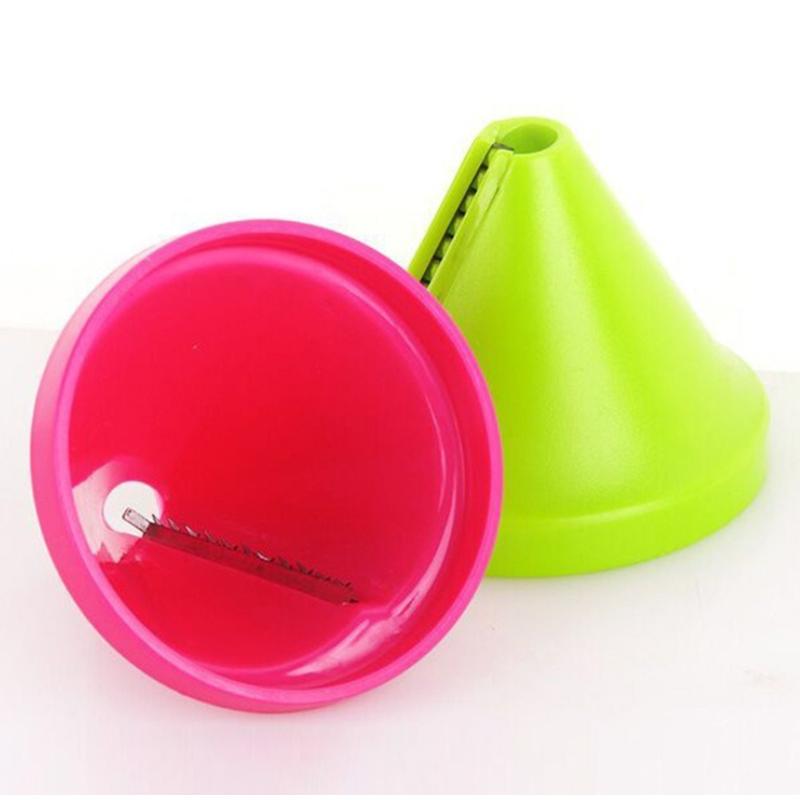 Multifunction Spiral Vegetable Shredder Kitchen Tools Grater Carrot Cucumber Grater Manual Potato Radish Rotating Grater 1/2pcs