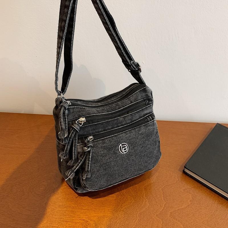 Trend Denim Bag 2025 New Girls Outdoor Leisure Shoulder Bag Foreign Style Small Bag Korean Version Fashion Messenger Bag