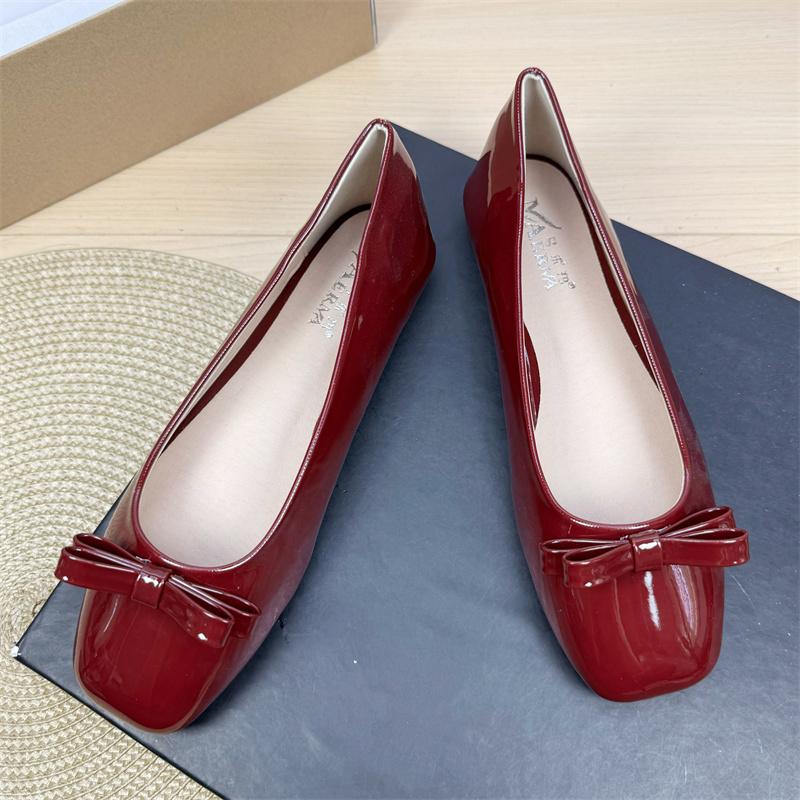 Fashion Flat Shoes Women's 2025 Spring and Autumn New Shallow Square Bow Large Size Women's Shoes 42 43 44 Ladies Shoes Loafers Women