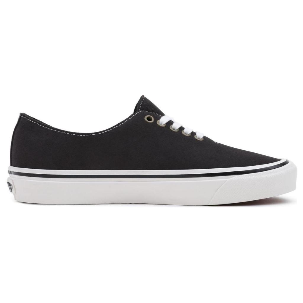 New Authentic One Piece X Vans 'Black White' VN0005UCBLA