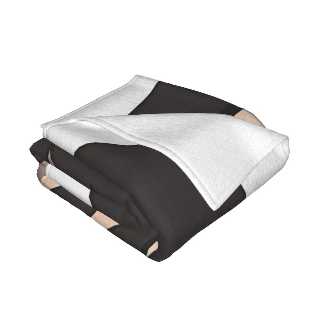 Osaka Azumanga Daioh Peeker (Colored) 2024 An Ultra-Soft Micro Fleece Blanket