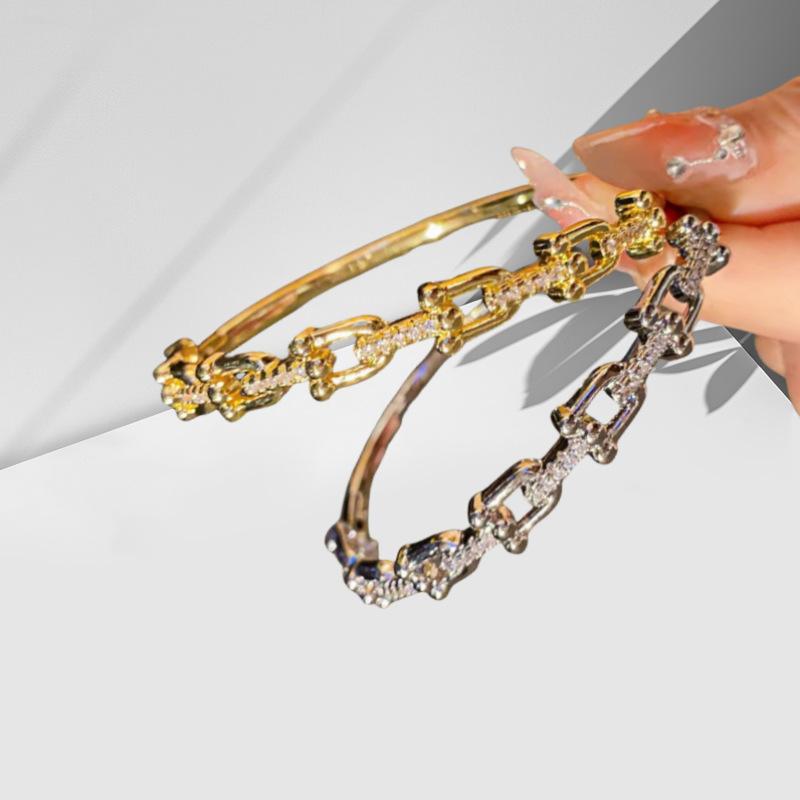2026 Cross-border European and American Zircon U-shaped Lock Buckle Bracelet Personalized Niche Horseshoe Bracelet Temperament High-end Jewelry Women