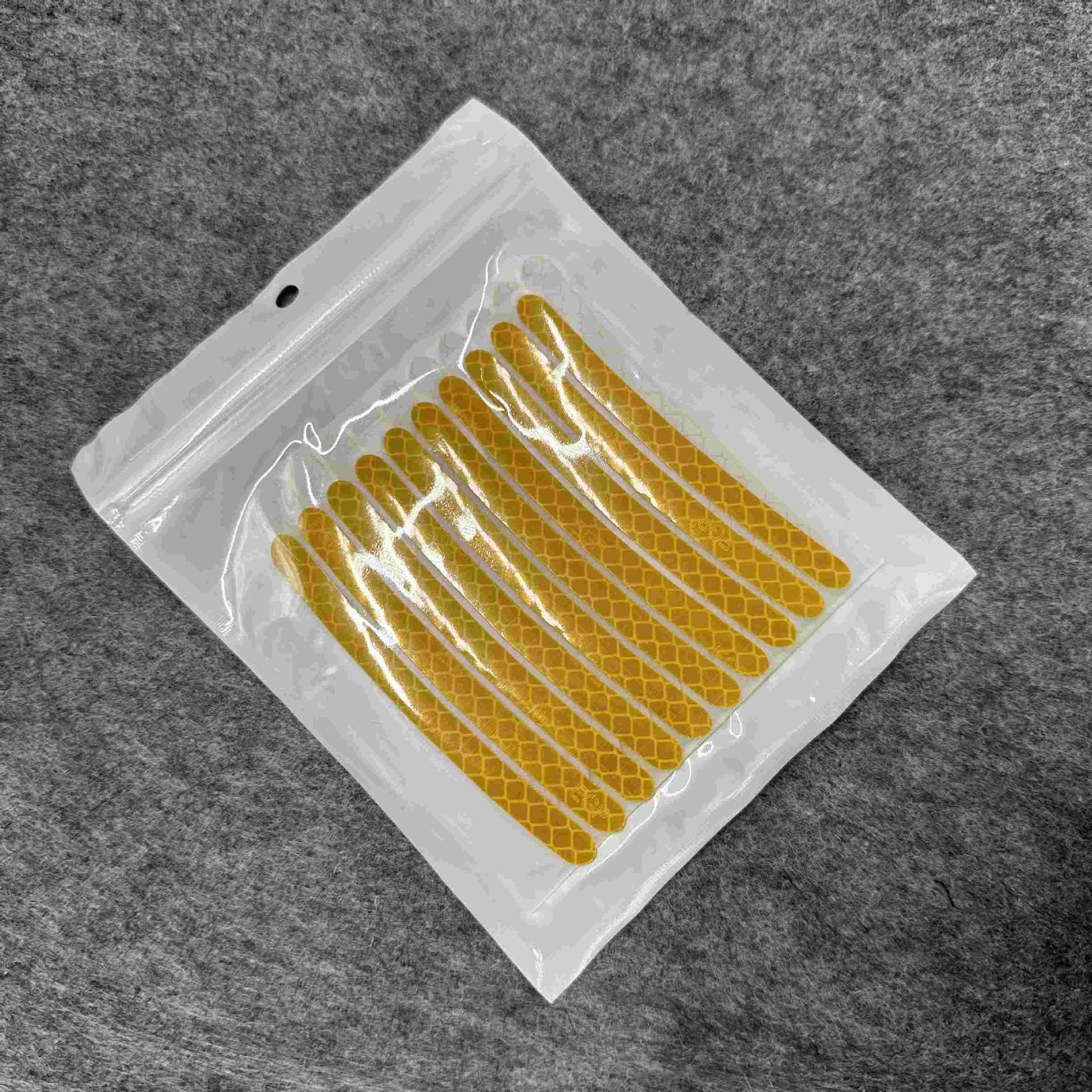 

Красочные светоотражающие наклейки на шины для автомобилей, электромобилей и скейтбордов