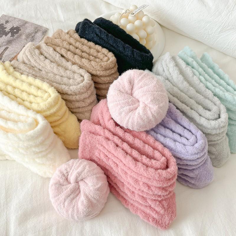 Meias de Veludo Australiano Meias de Cano Médio Meias de Veludo para Estação Espessas Quentes para Casa Chão Dormir Meias Cor Doce Meias Mulher
