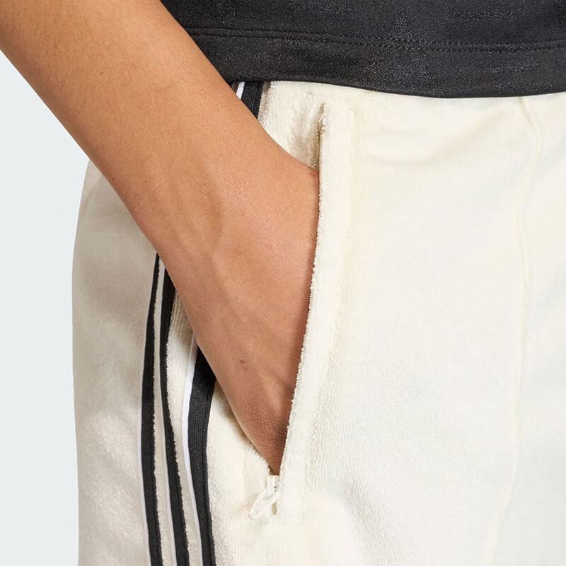 Adidas Originals Women's TT Shorts Knit Shorts KD1397