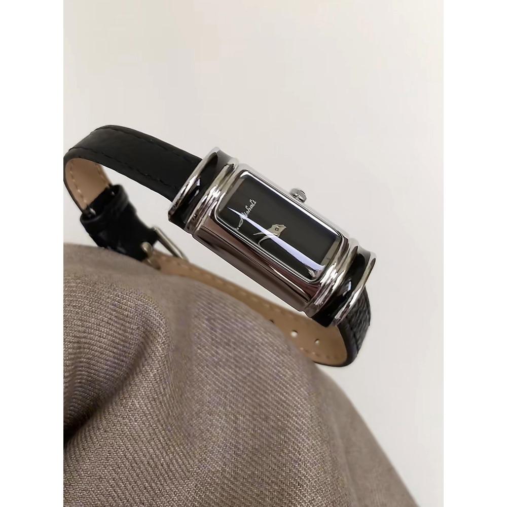 Vintage Slim Rectangle Quartz Watch for Women Elegant Leather Strap Small Bar Wristwatch Minimalist Luxury Daily Dress Ladies Watch