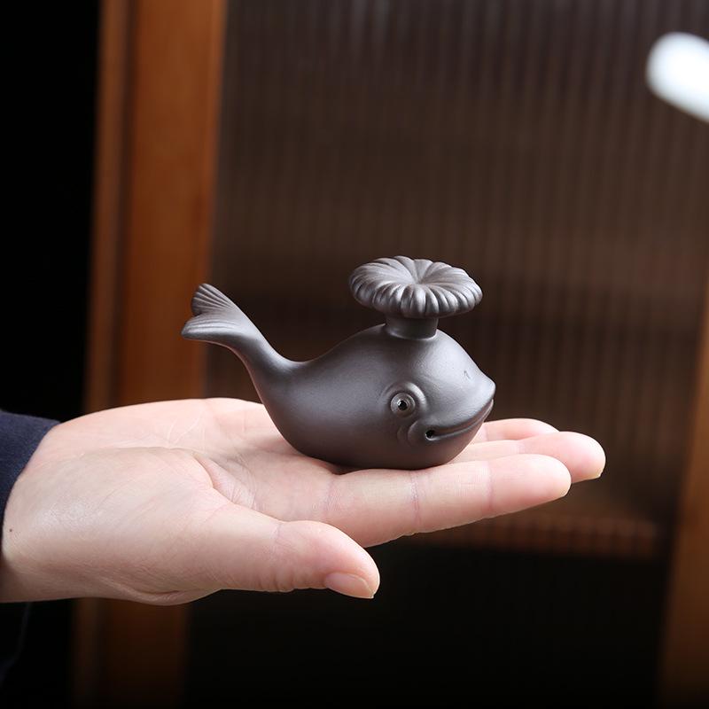 

Zisha Tea Pet Figurine: Wealth-Attracting Golden Toad & Lucky Elephant Tea Table Accessory