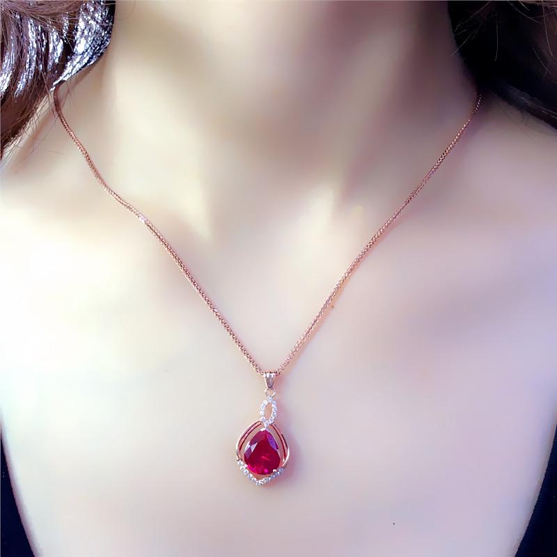 Exquisite Russian 585 Purple Gold Red Crystal Rhombus Pendant Simple Versatile Color Gold Plated Rose Gold Necklace Women