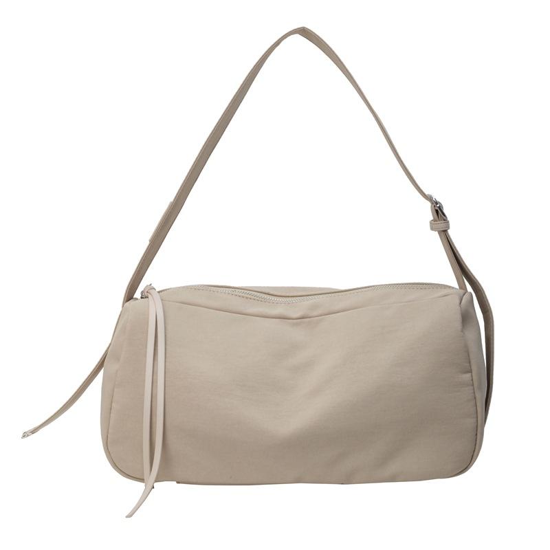 

Large-capacity bag women s 2025 new casual nylon cloth commuter women s bag versatile, simple and lightweight shoulder messenger bag