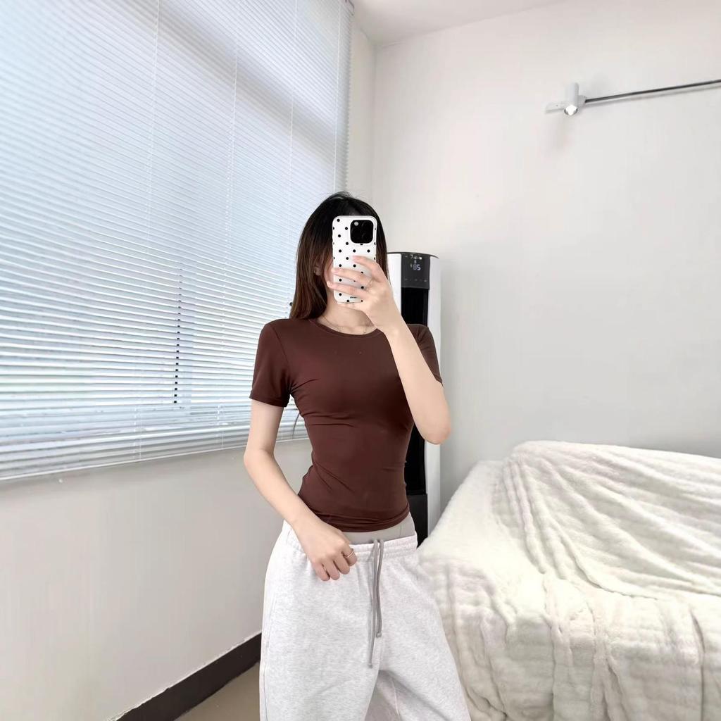 Skims Fits Everybody Round Neck Short Sleeve Top - Versatile and Affordable Shapewear Alternative